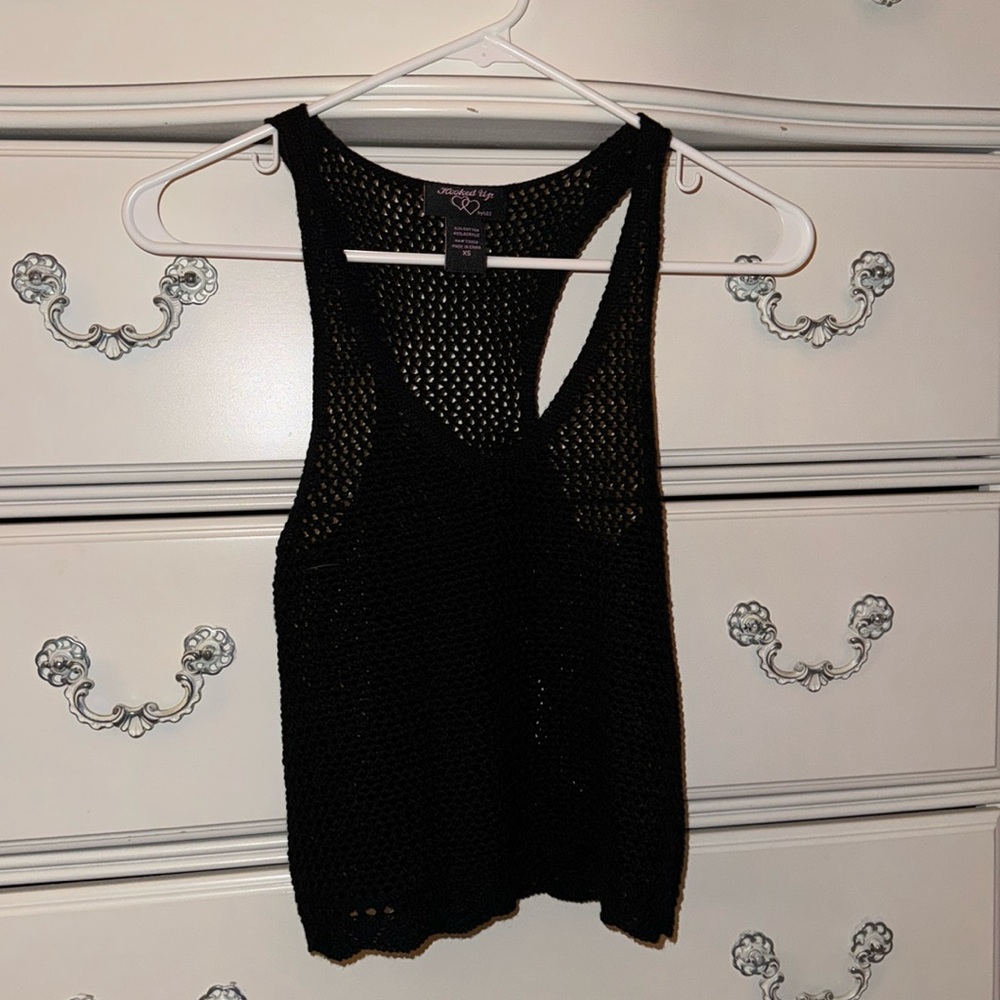 Hooked Up by IOT black knit tank top